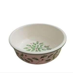 Lenox Serve & Store Holiday Holly Pattern Serving Bowl